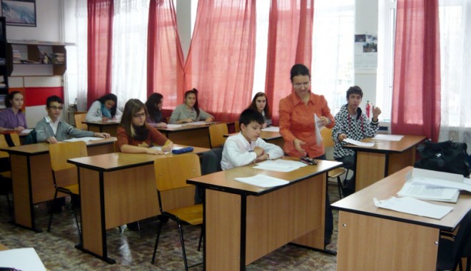 Continuă simularea Evaluării Naționale cu matematica - continuasimularea-1392752594.jpg