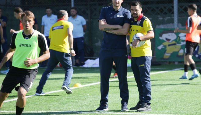 Cosmin Contra, profesor pentru cursanții de la Licența Pro - contra-1570000385.jpg