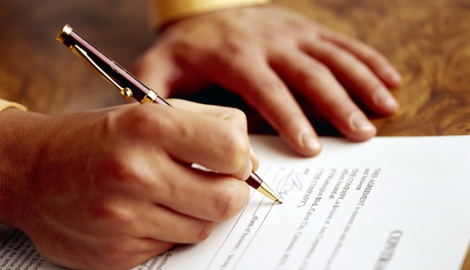 Un nou ghid ANCOM pentru contracte. Vezi ce drepturi ai - contract-1351004797.jpg