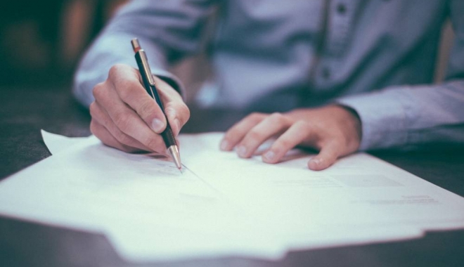 Ce vizează cel mai nou proiect din medicina de familie - contractcadru-1468998380.jpg
