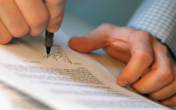 Contract de muncă, la 15 ani? - contractmunca-1412341491.jpg