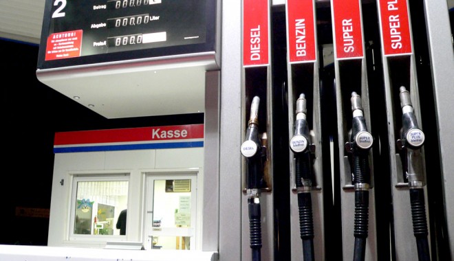 Controale la speculanții de carburanți - controale-1397736422.jpg