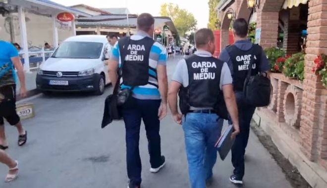 Controale pe litoral. Comisarul şef al Gărzii de Mediu: „Este noaptea minţii!” - controale-1629623863.jpg