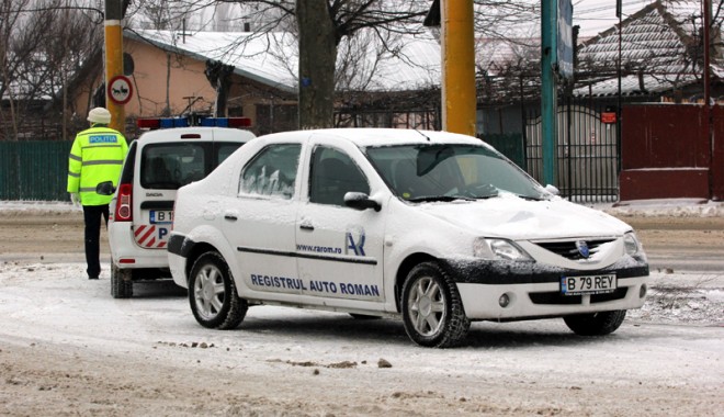 A început vânătoarea de cauciucuri de iarnă la Constanța - controale1327595630-1355961246.jpg