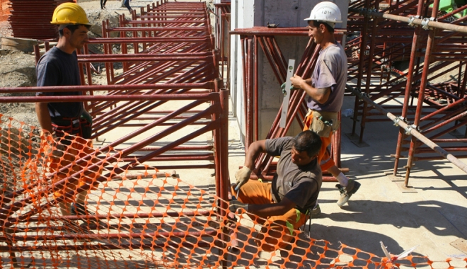 Cu ochii pe firmele  de construcții.  Amenzi peste amenzi - controaleconstructii3-1495119817.jpg