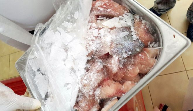 Controale la alimente în magazine și piețe! Tone de produse confiscate - controaledsv-1522084664.jpg
