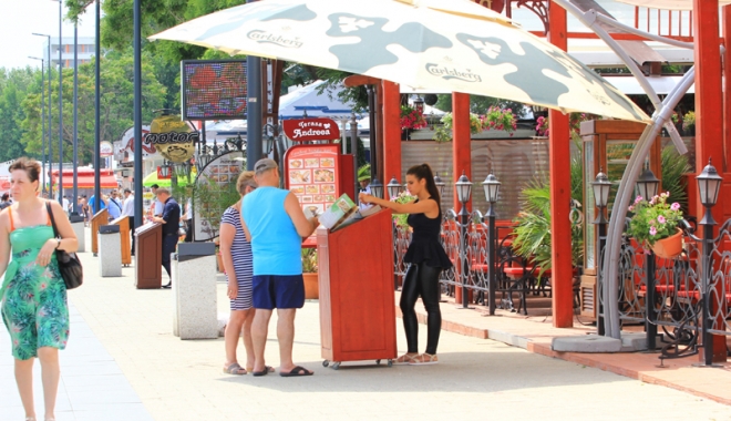 Controale în Mamaia și Satul  de Vacanță. Agenții economici verificați de inspectorii fiscali - controalemamaia-1467821577.jpg