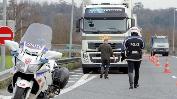 AMENDĂ-RECORD pentru un șofer român de TIR! - controleroutier10649200-1576750251.jpg