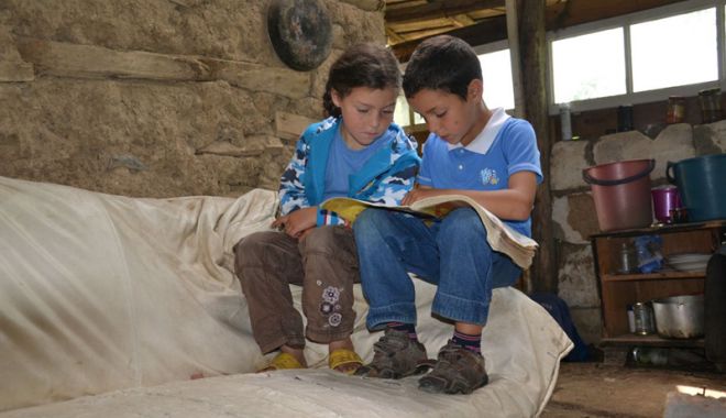 Elevii din mediul rural și-au îmbunătățit rezultatele școlare - copii-1533743381.jpg
