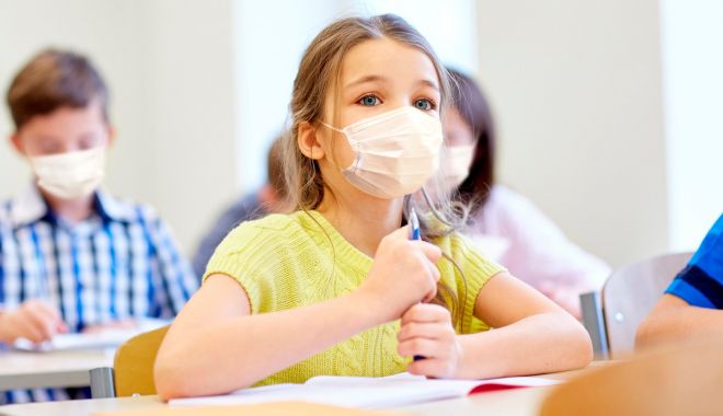 Centrul European de Prevenire şi Control al Bolilor: Va creşte numărul de înbolnăviri cu COVID, la copii - copii-1625839841.jpg