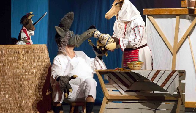 Copiii sunt așteptați de capra cu trei iezi la Teatrul 