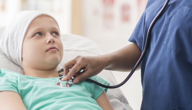 Copiii bolnavi de cancer, sprijiniţi de Asociaţia „Dăruieşte Aripi” - copiiisursaverywellhealth-1625076995.jpg