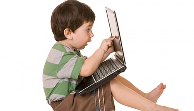 Pentru siguranța copiilor pe internet - copil-1392132299.jpg