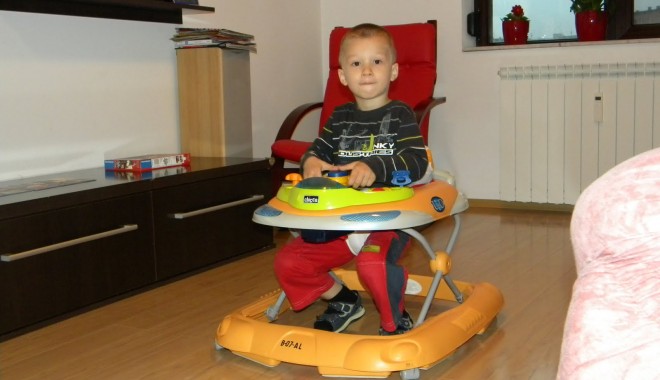 Premergătoarele pot întârzia mersul copiilor - copilpremergator-1314557250.jpg