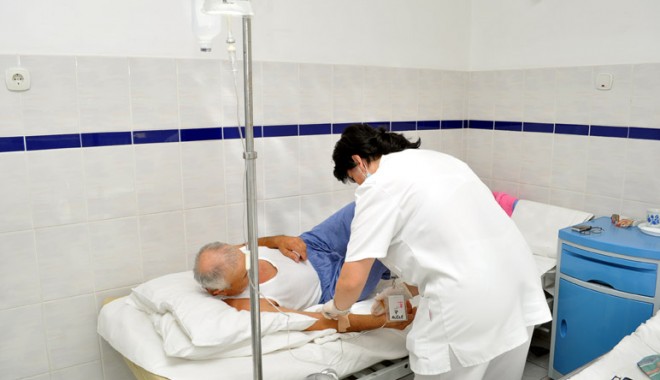 Pacienții vor plăti pentru serviciile medicale. Vezi aici cât te va costa un consult la medicul de familie - coplata-1359385064.jpg