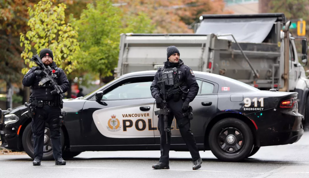 Foto - Zeci de români arestați în Canada. Anchetă de amploare privind infracțiuni comise de grupări organizate