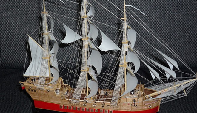 Marinarul Marius Tugearu, din Constanța, a construit o flotă de corăbii - corabii10-1325876350.jpg