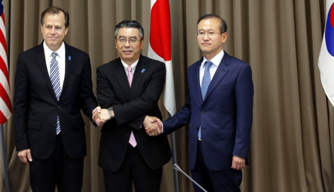 Japonia, Coreea de Sud și SUA își vor continua colaborarea - coreea-1350479726.jpg