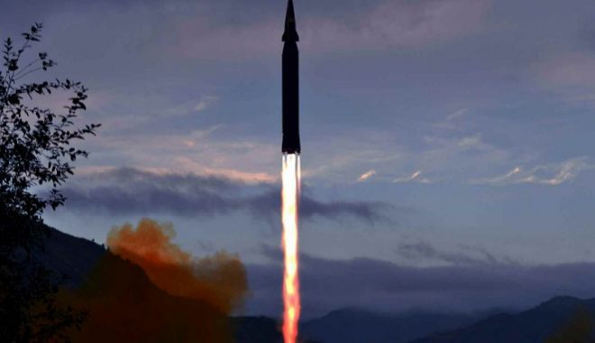Coreea de Nord prezintă imagini cu rachetele sale cele mai avansate - coreea-1634142603.jpg