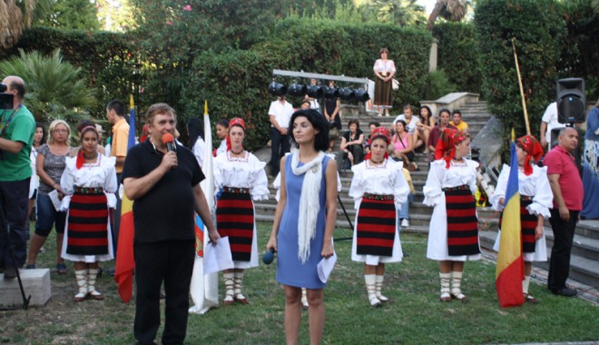 Festivalul Callatis a debutat cu dreptul la Roma - corneldiaconusilaviniasandru-1312993103.jpg
