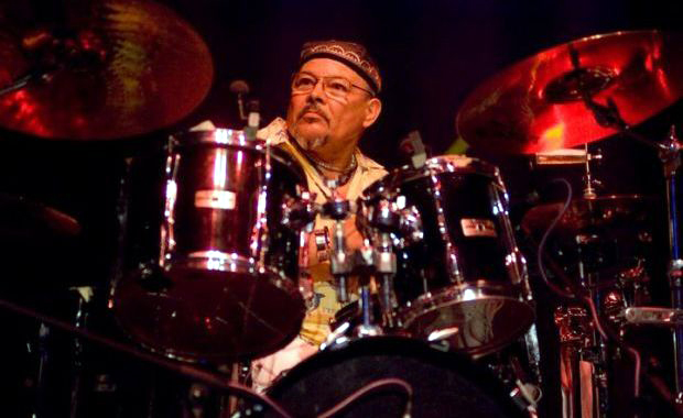 Demonstrații de virtuozitate muzicală jazz&blues - corneliustroe-1351258497.jpg