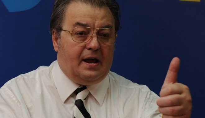 Corneliu Vadim Tudor poate candida la alegerile europarlamentare - corneliuvadimtudor-1397057131.jpg