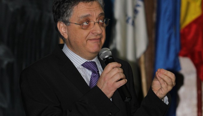 Cornel Panait se întoarce la conducerea UMC - cornelpanait-1332419664.jpg