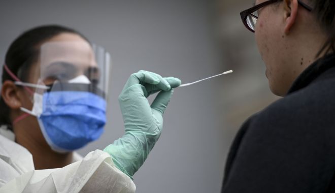 Vârsta medie a pacienților diagnosticați cu coronavirus este de 45 de ani - corona-1585233389.jpg