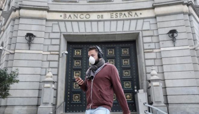 Purtarea măștii de protecție rămâne obligatorie în Spania. Ce amendă riscă cei fără mască - corona-1591711739.jpg