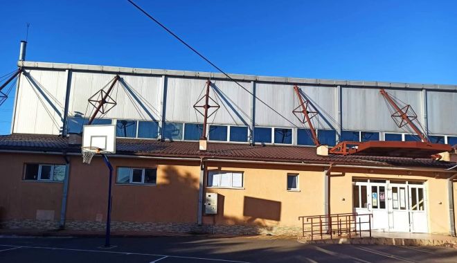 Ce spune Primăria Costinești despre sala de sport din comună - costinestisala-1642443837.jpg