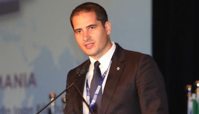 Viceprimarul Costin Răsăuţeanu: „Voi continua cu aceeași energie și asumare” - costinrasauteanu2-1601921317.jpg