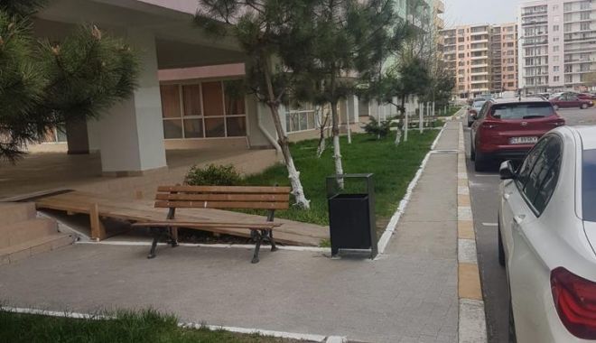 Continuă pregătirile pentru sezonul estival 2019, în stațiunea Mamaia și municipiul Constanța - cosuridegunoi7-1555593654.jpg