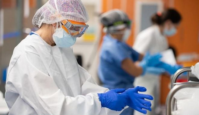 Coronavirus în România: Aproape 6.300 de cazuri noi în ultima zi / 405 decese COVID - covid-1636538005.jpg
