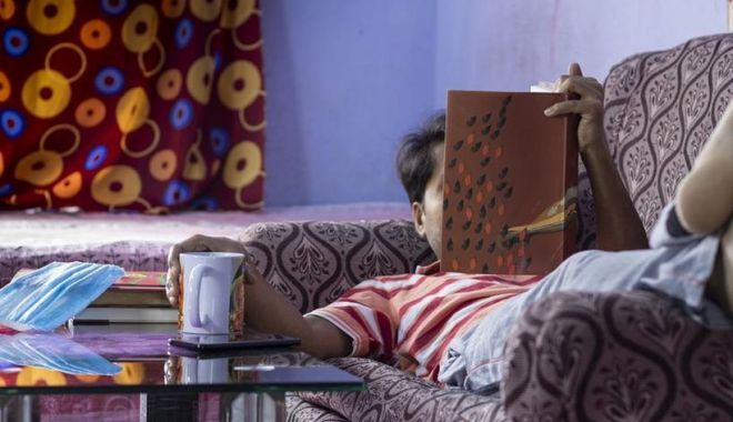 Cum ştim dacă mai suntem contagioşi după perioada de izolare cu COVID-19