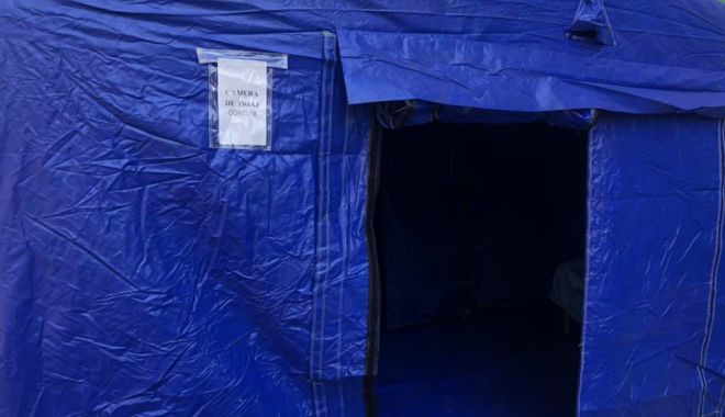 COVID-19. A fost montat cortul pentru triaj, în curtea Spitalului de Boli Infecțioase Constanța - covidcorturi-1583925920.jpg
