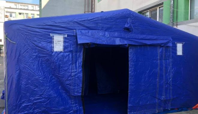 COVID-19. A fost montat cortul pentru triaj, în curtea Spitalului de Boli Infecțioase Constanța - covidcorturi1-1583925947.jpg