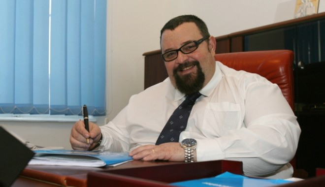 Piedone vrea să candideze la șefia PC - cpp-1317389958.jpg