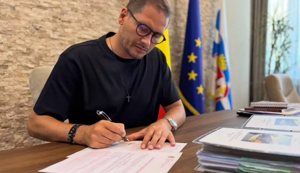 Foto - Costin Răsăuțeanu: „O semnătură înseamnă mai mult decât un act administrativ”. Undă verde pentru Centrul Respiro