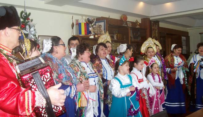 Obiceiuri în ziua Crăciunului pe stil vechi - craciunlipoveni-1420479340.jpg