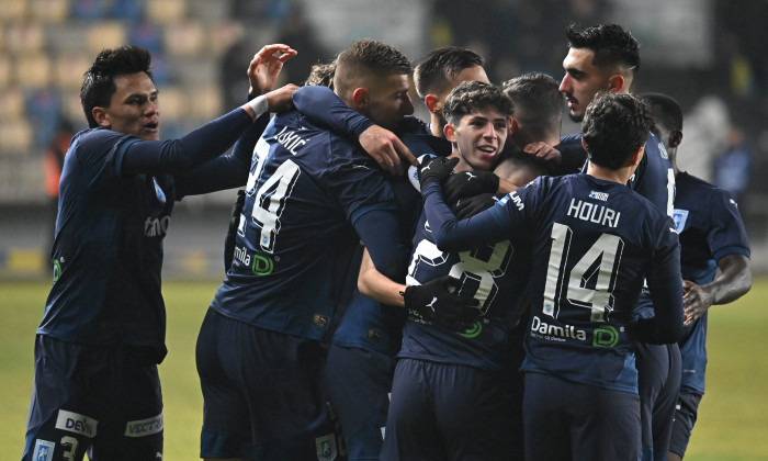 Universitatea Craiova a câştigat la Ploieşti, în Cupa României, 2-0 cu Petrolul - craiuova-petrolul-1733407578.jpg