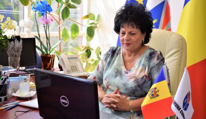 Primarul Mariana Gâju: 