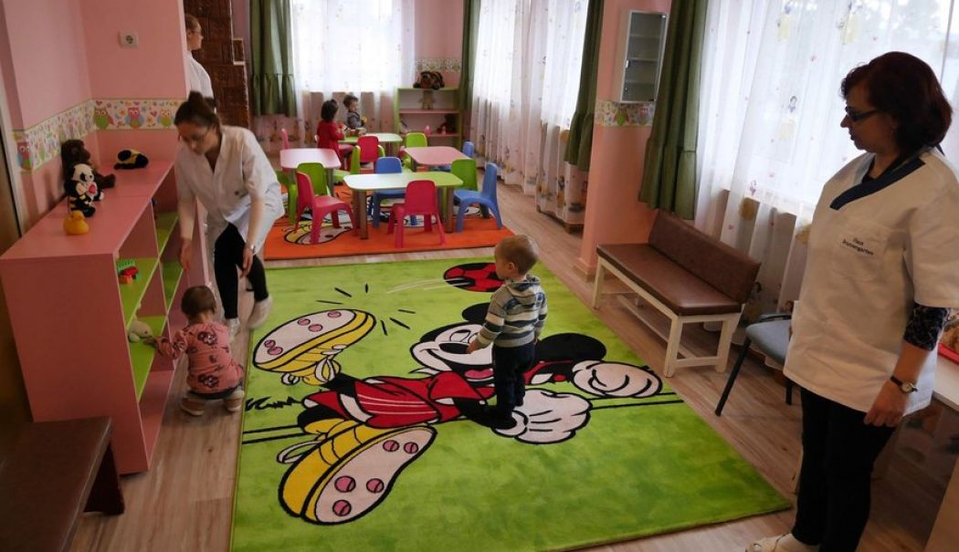 Ministrul Dezvoltării anunţă că cel puţin 75 de creşe vor fi construite până la finalul anului - crese-1736867536.jpg