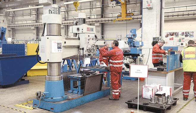 Creșterea producției industriale susținută de sectorul de prelucrare - crestereaproductieisustinuta-1439312778.jpg
