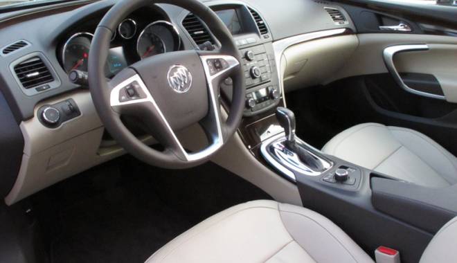 Creștere semnificativă  a vânzărilor auto-moto - cresteresemnificativaauto-1444408380.jpg