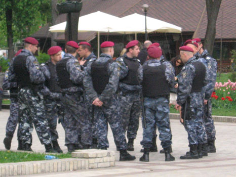 EURO 2012 / Un suporter spaniol, găsit mort în Ucraina - crima-1339242944.jpg