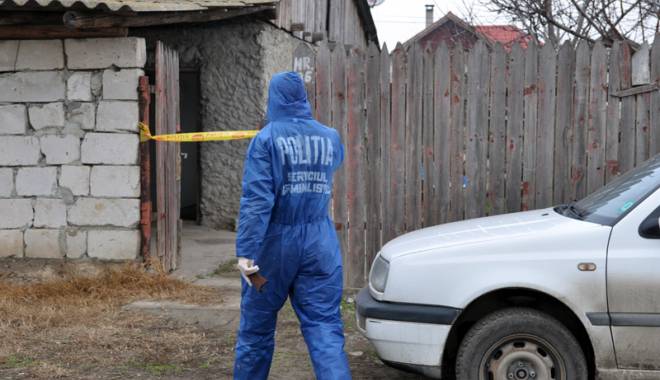 Crimă cu sânge rece în cartierul Palas. Femeie ucisă sub ochii celor trei copii ai ei - crima-1454090224.jpg