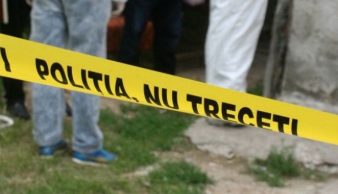 CRUZIME ȘOCANTĂ! Un tânăr și-a mutilat bunicii și i-a lăsat în frig o noapte întreagă - crima-1541327999.jpg