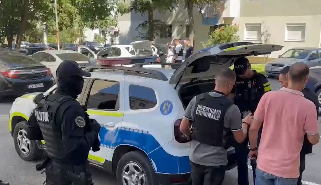 Femei ucise pe litoral! Anchetatorii au un cerc de suspecți - crima-navodari-1725984906.jpg