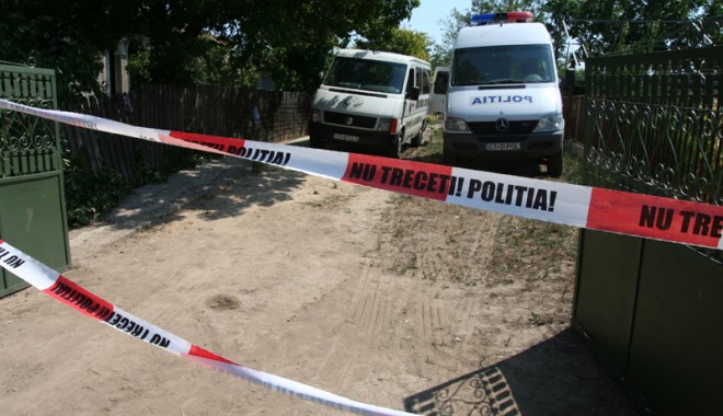 De ce a atacat criminalul din cartierul Km5 - crimadoibatranicorbu6-1323892669.jpg