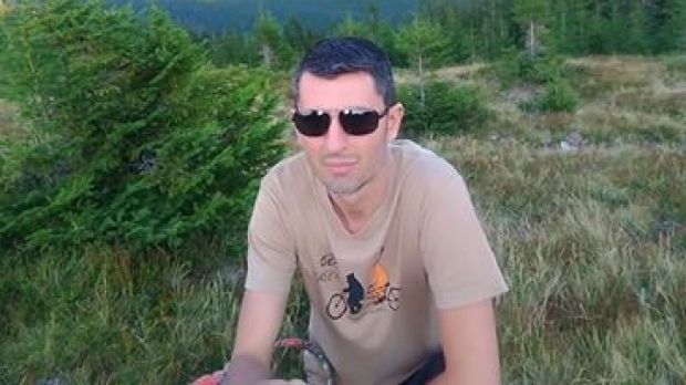Bărbatul care și-a înjunghiat fosta soție într-o grădiniță a fost arestat pentru 30 de zile - criminal-1517058252.jpg